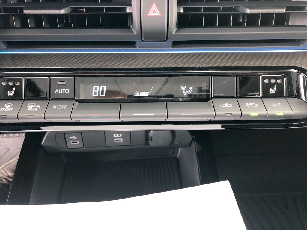2025 Toyota Prius