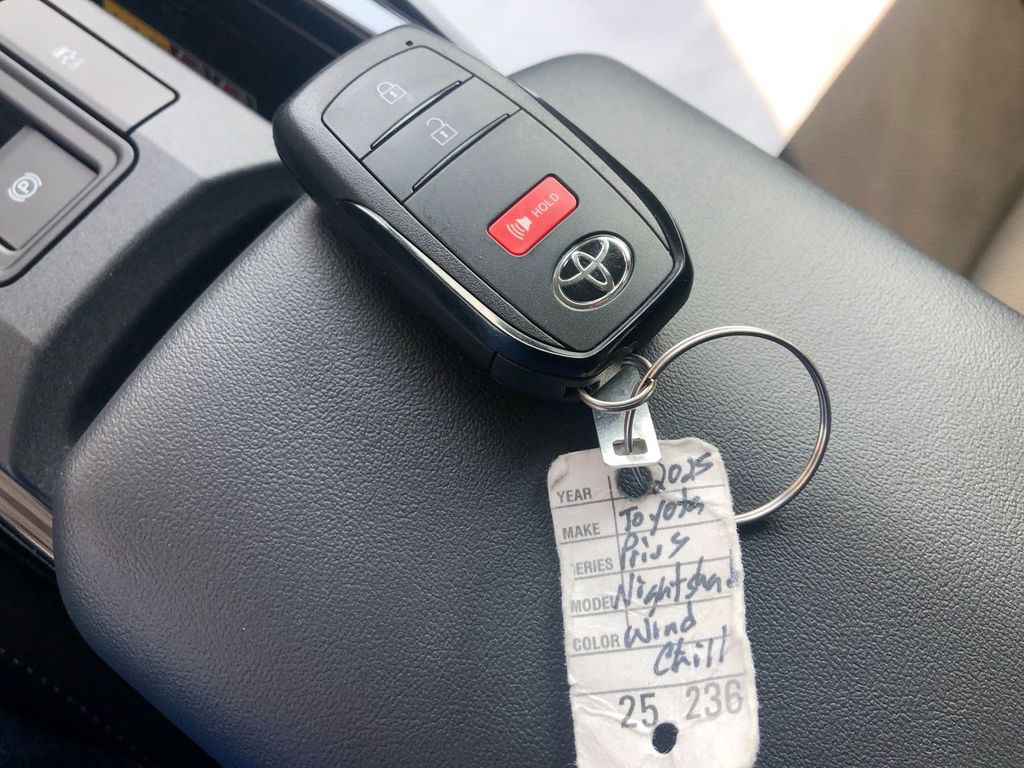 2025 Toyota Prius