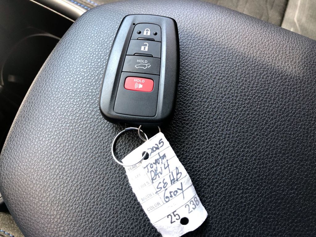 2025 Toyota RAV4 Hybrid
