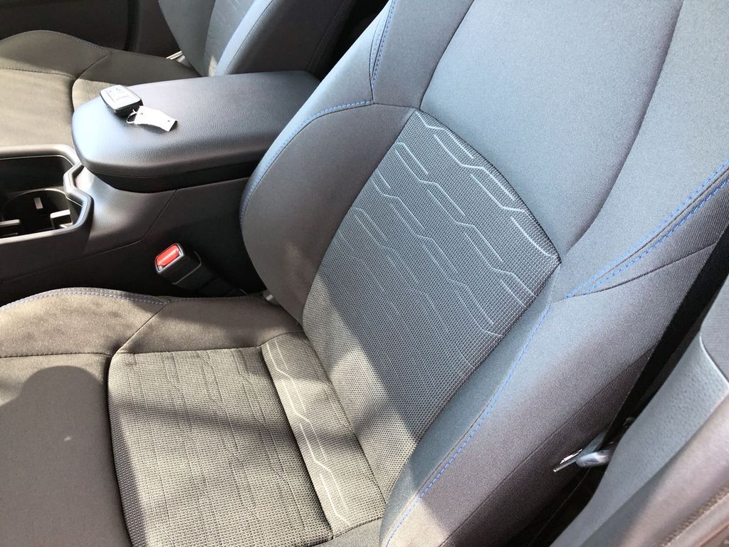 2025 Toyota RAV4 Hybrid
