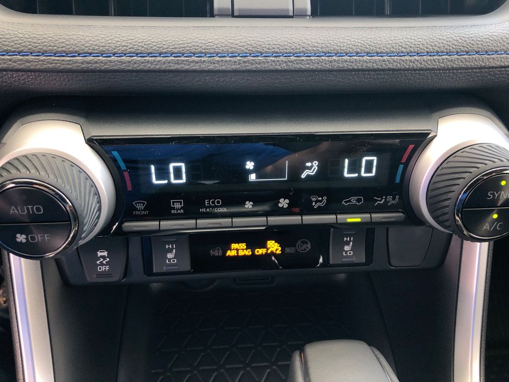 2025 Toyota RAV4 Hybrid