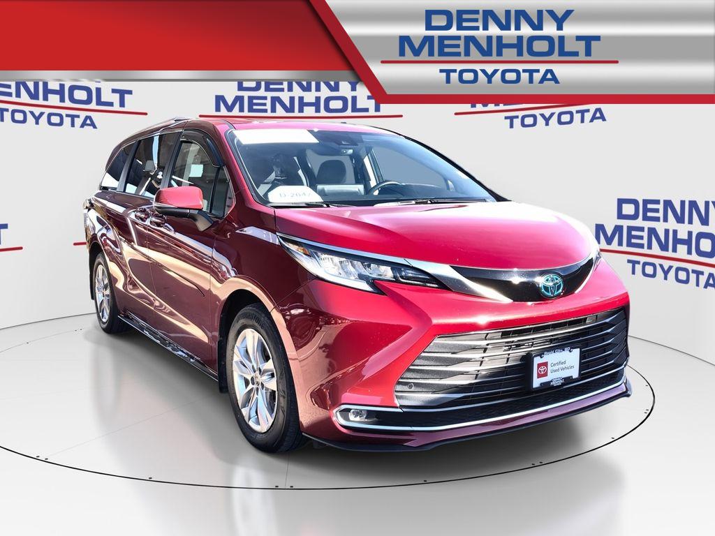 Used 2023 Toyota Sienna Limited Vans