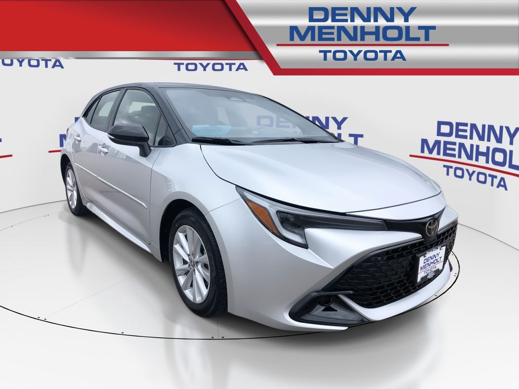Used 2023 Toyota Corolla Hatchback SE Cars
