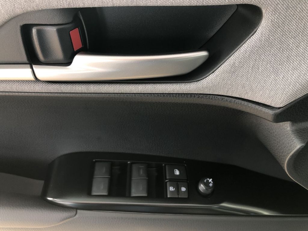 2025 Toyota Camry Hybrid