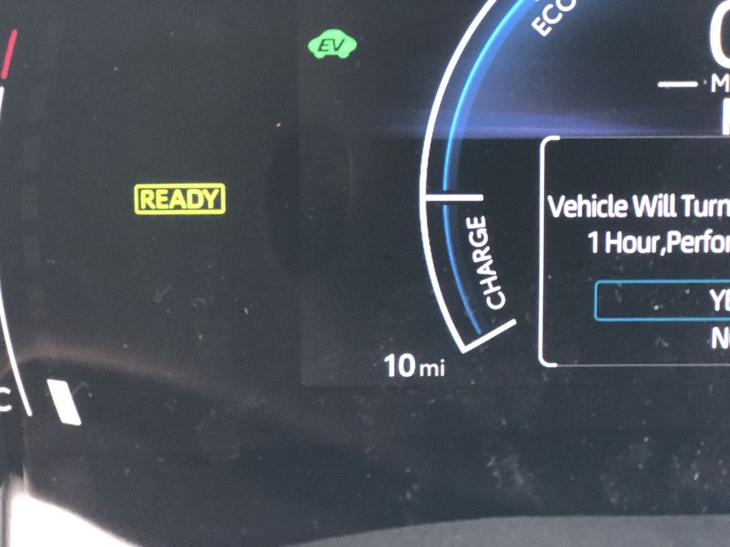 2025 Toyota Camry Hybrid