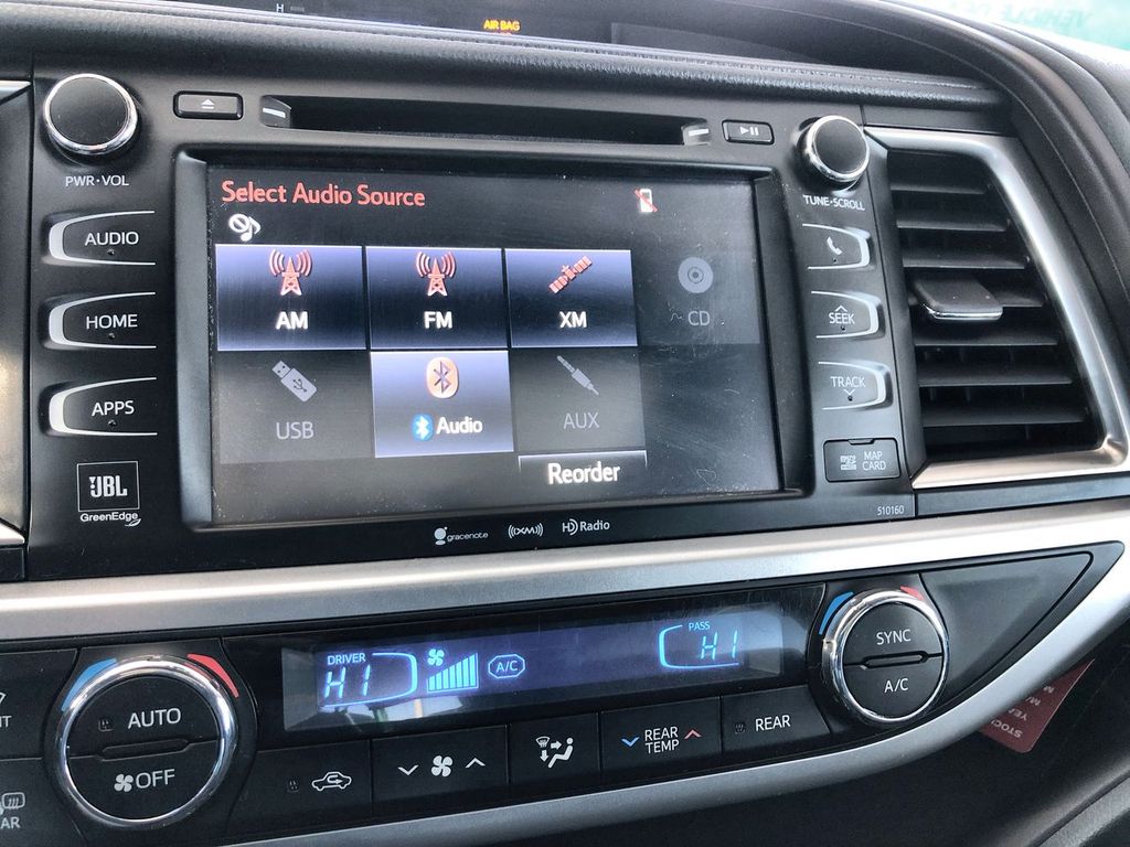 2016 Toyota Highlander