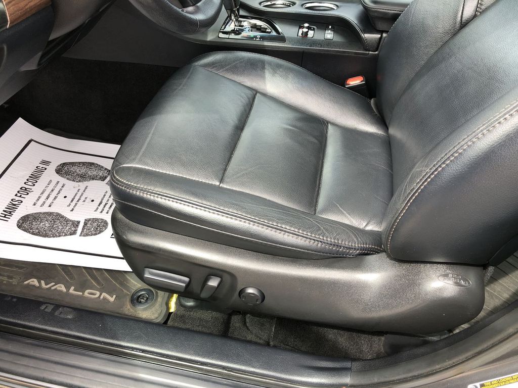 2015 Toyota Avalon Hybrid