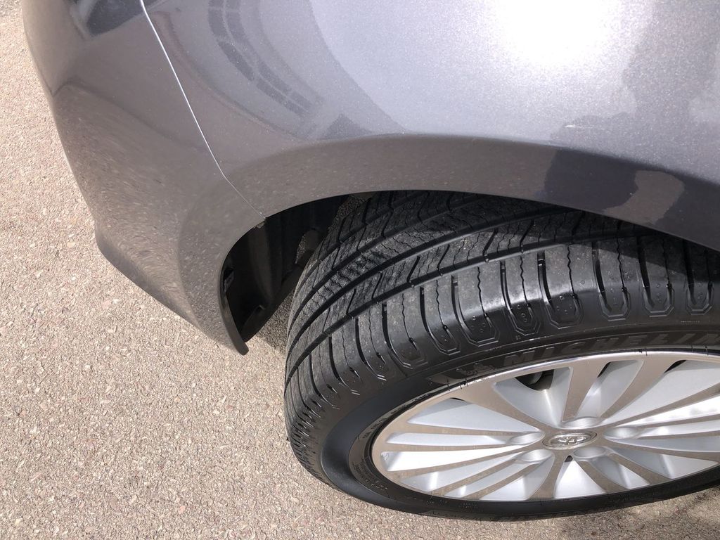 2015 Toyota Avalon Hybrid