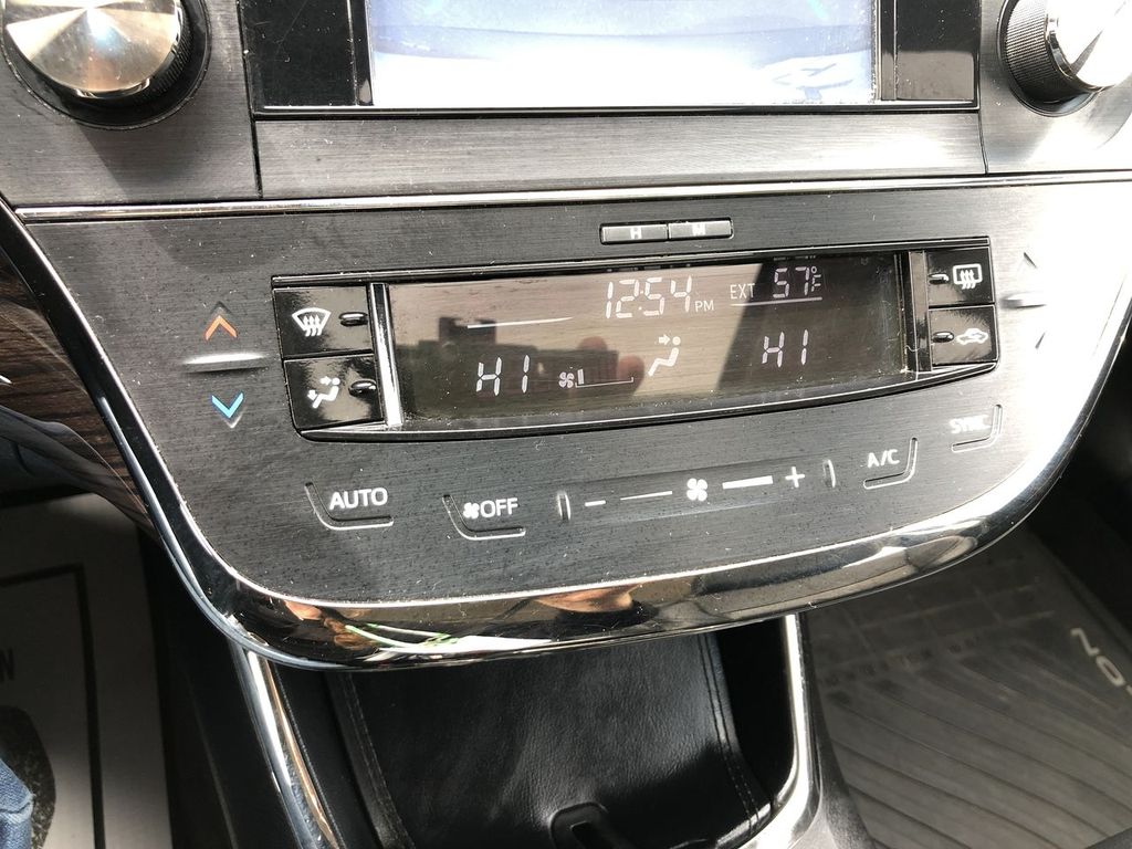 2015 Toyota Avalon Hybrid