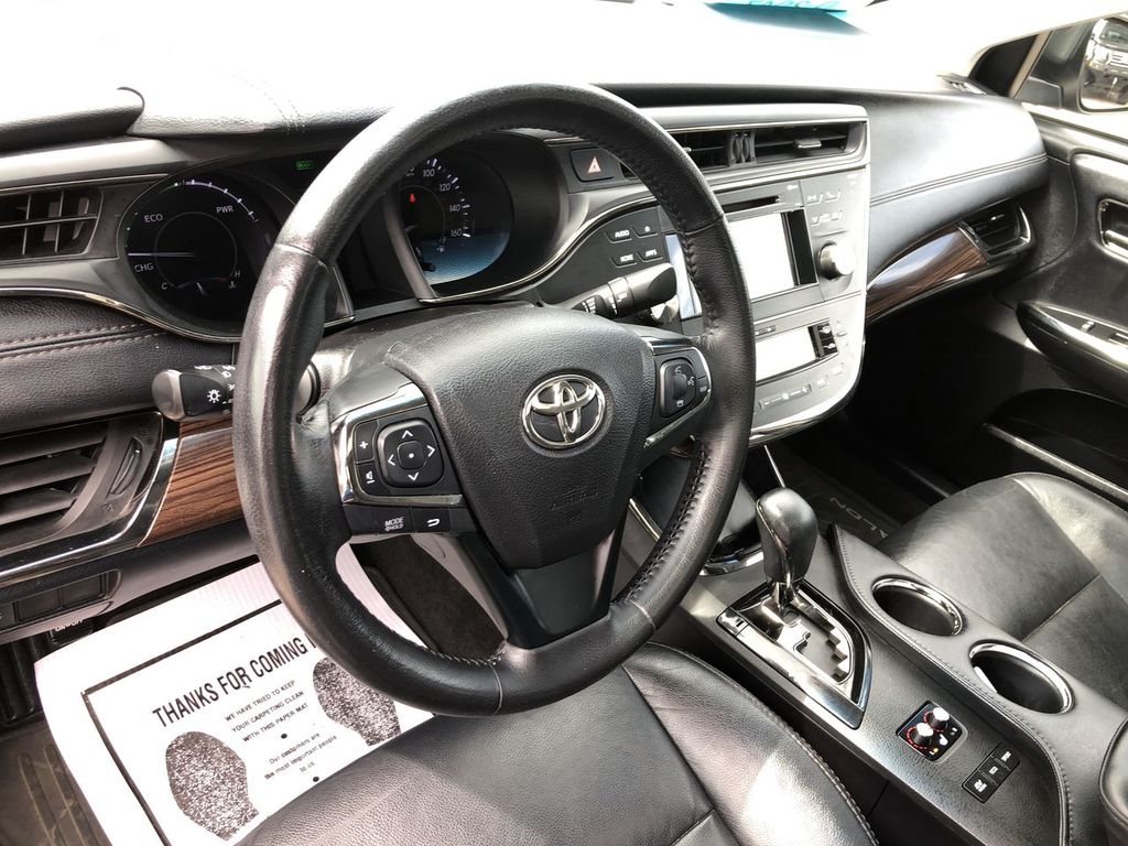 2015 Toyota Avalon Hybrid