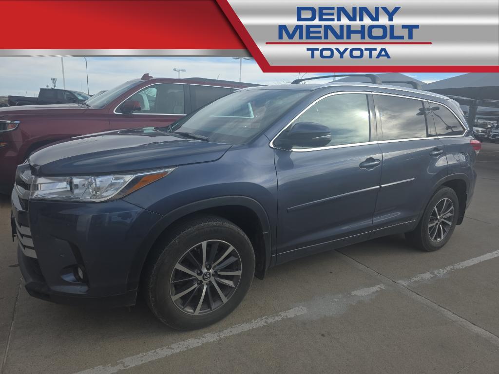 Used 2017 Toyota Highlander XLE SUVs