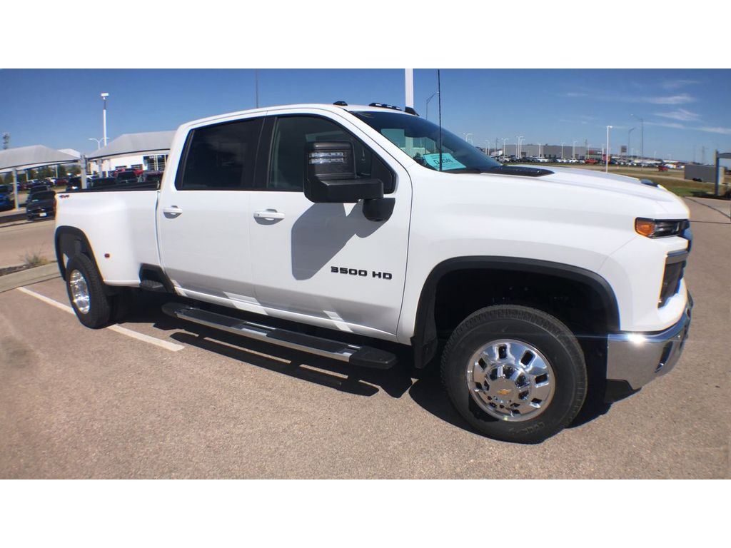 2026 Chevrolet Silverado 3500