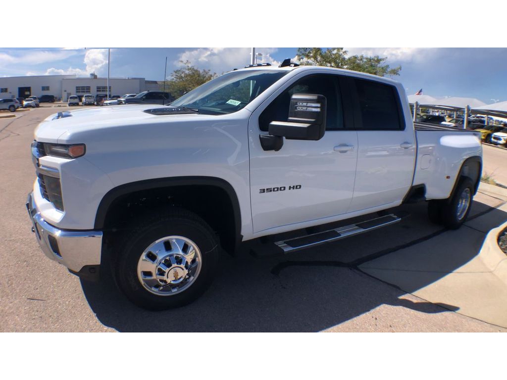 2026 Chevrolet Silverado 3500