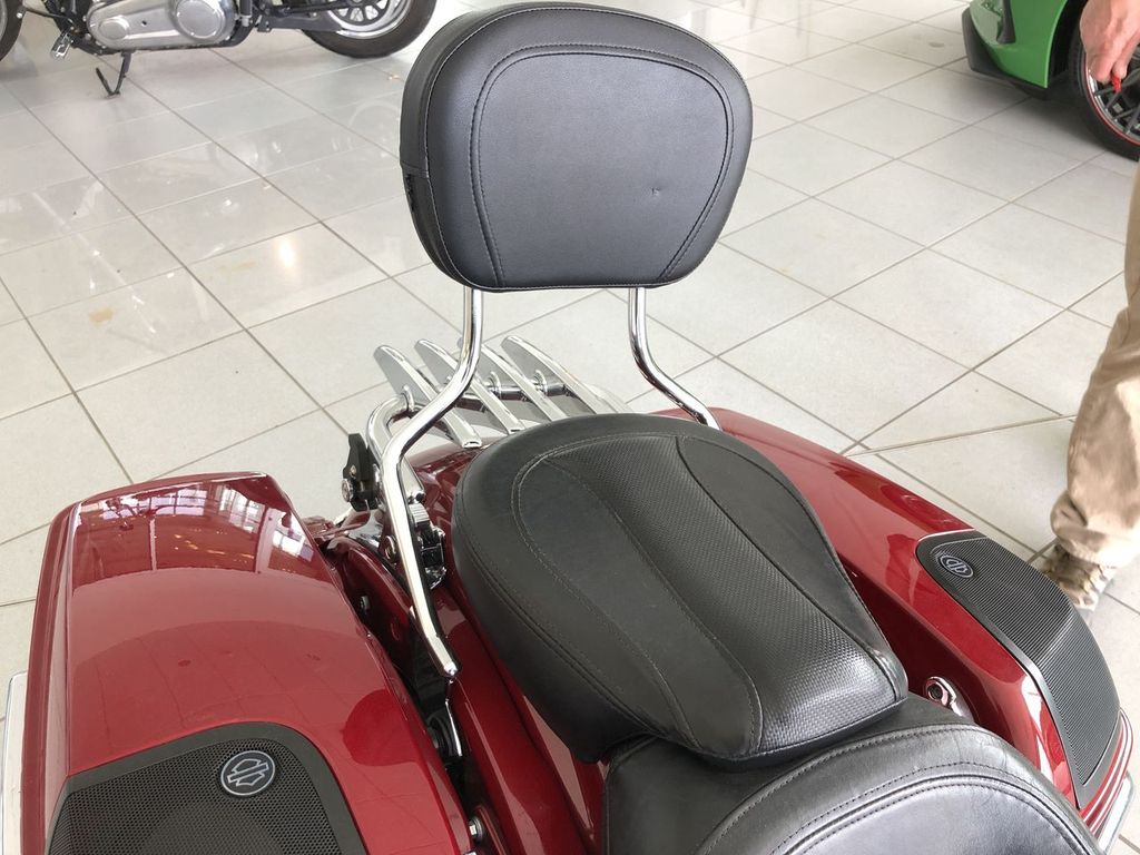 2016 Harley-Davidson FLHXSE