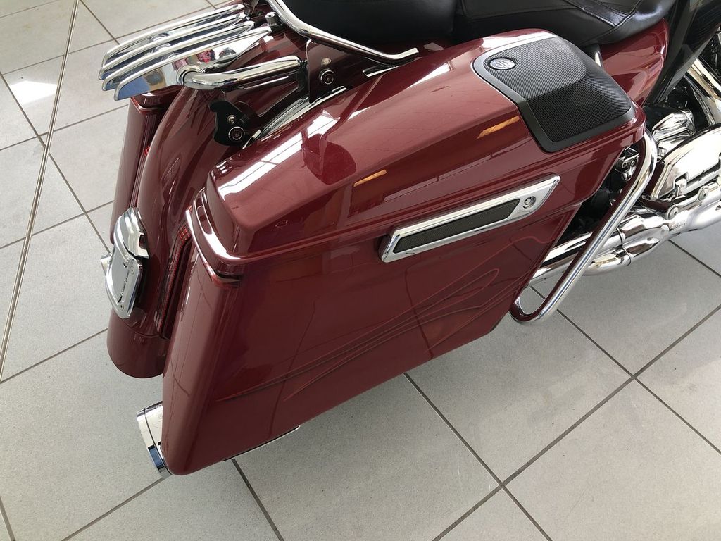 2016 Harley-Davidson FLHXSE