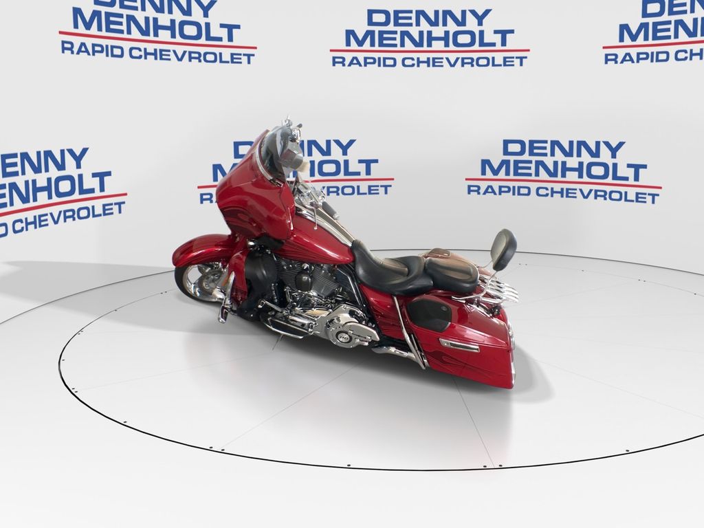 2016 Harley-Davidson FLHXSE