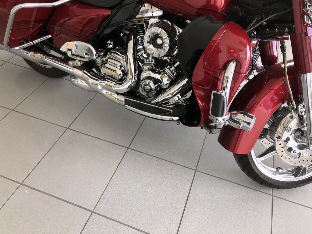 2016 Harley-Davidson FLHXSE