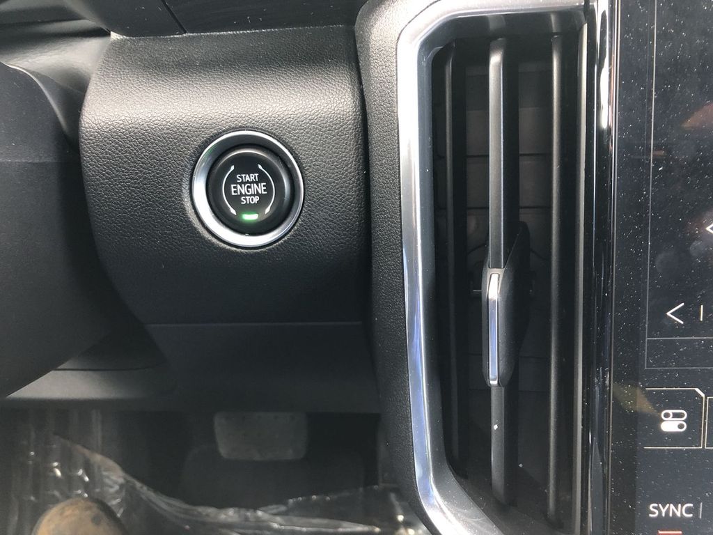 2025 GMC Acadia