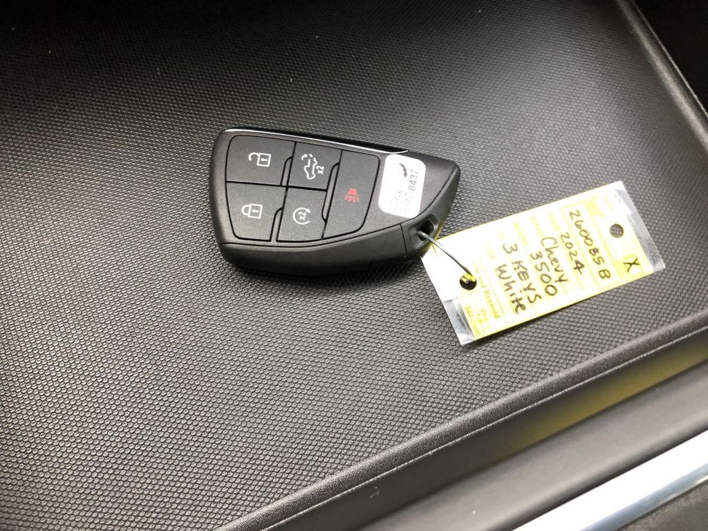 2024 Chevrolet Silverado 3500