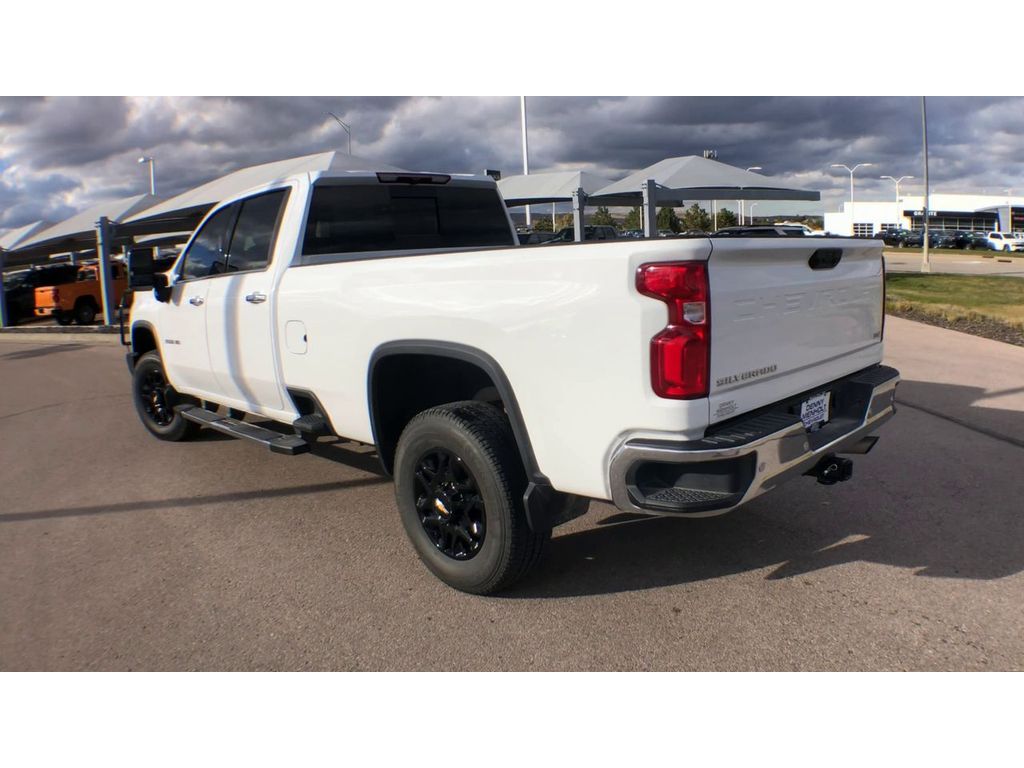 2024 Chevrolet Silverado 3500