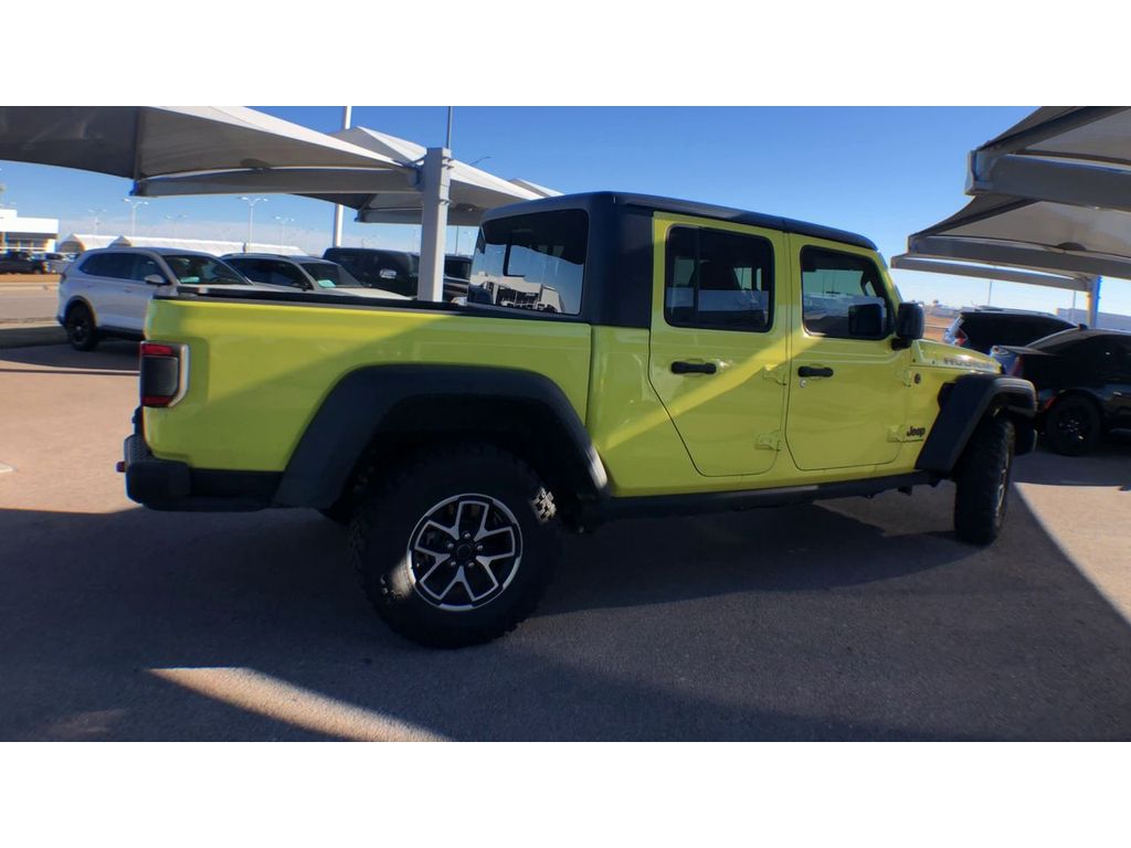 2024 Jeep Gladiator
