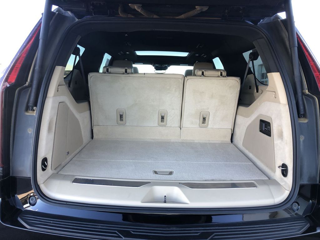 2023 Cadillac Escalade ESV