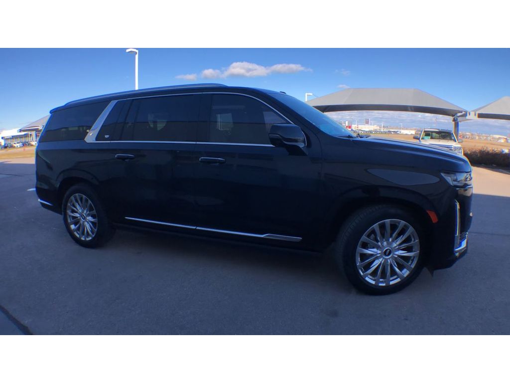 2023 Cadillac Escalade ESV