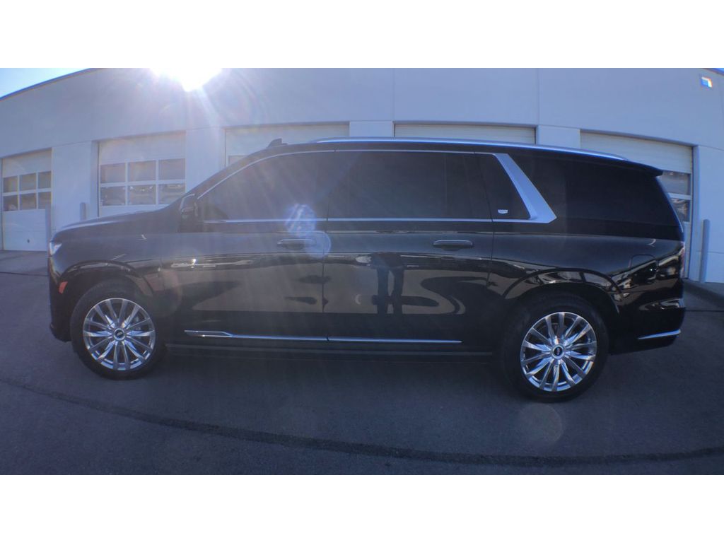 2023 Cadillac Escalade ESV