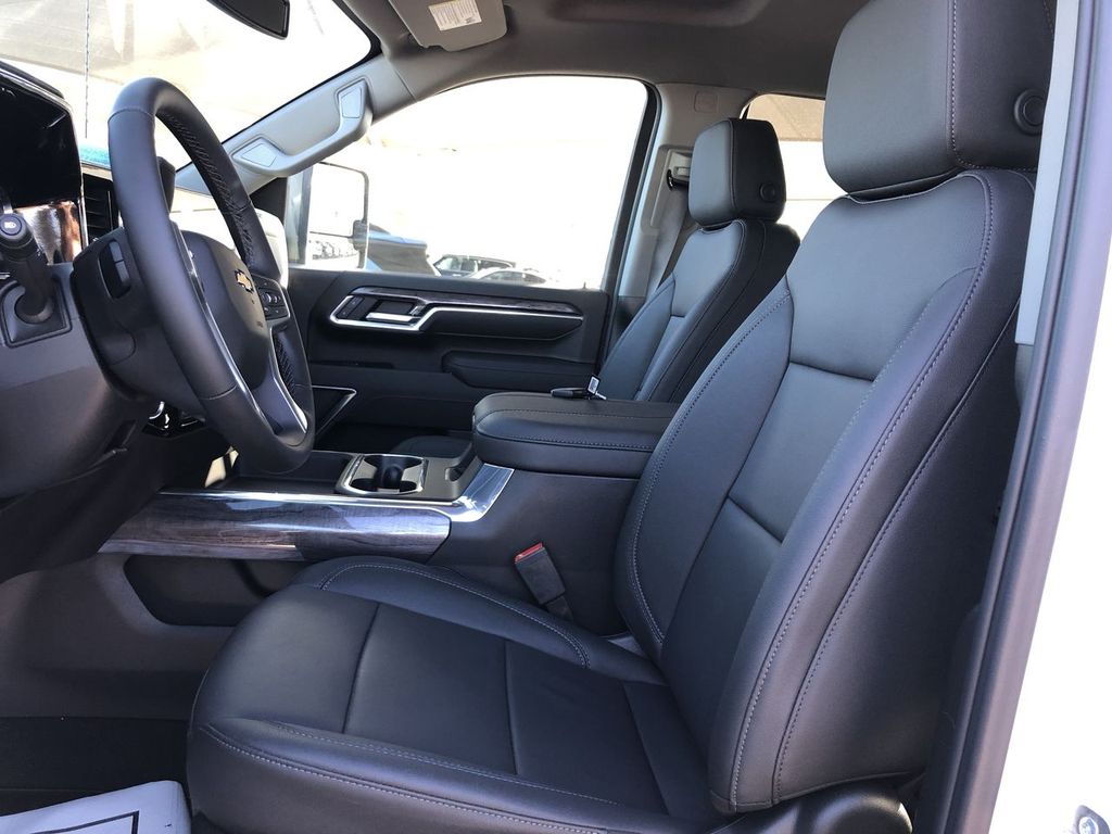 2026 Chevrolet Silverado 3500