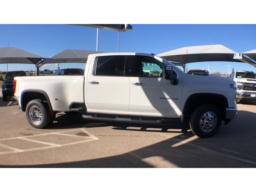 2026 Chevrolet Silverado 3500