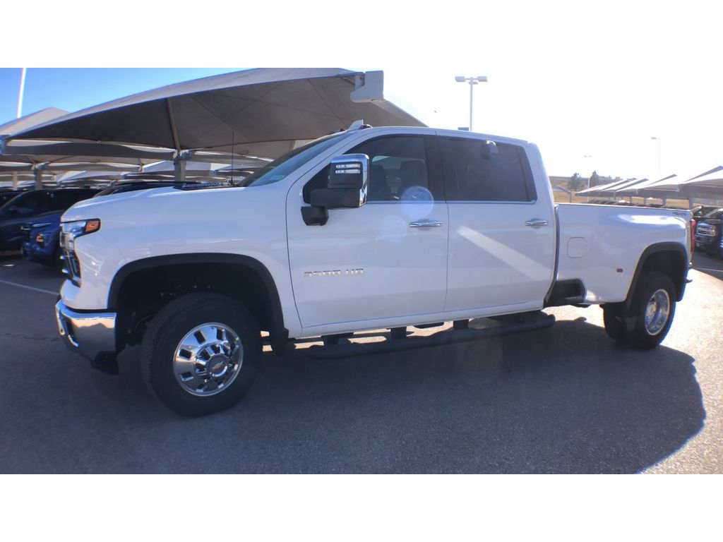 2026 Chevrolet Silverado 3500