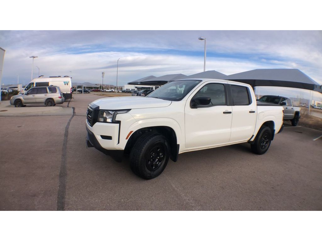 2024 Nissan Frontier