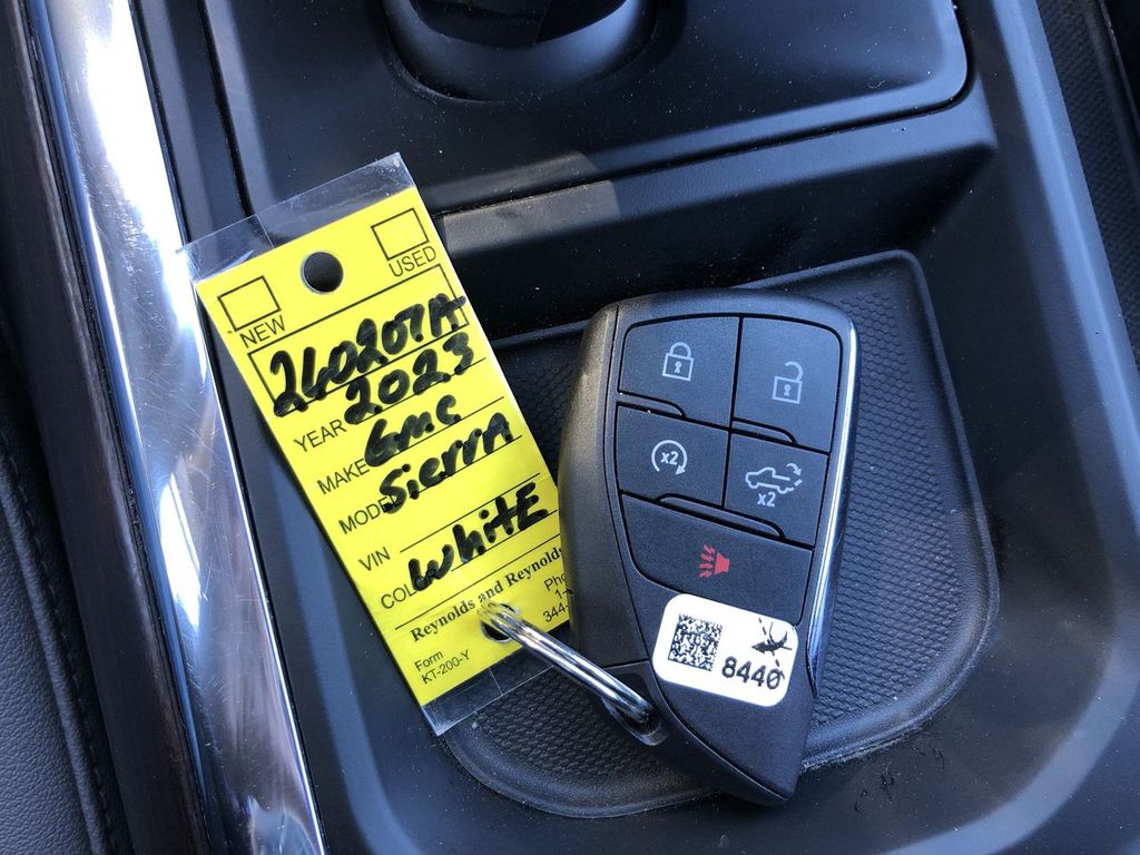 2023 GMC Sierra 1500
