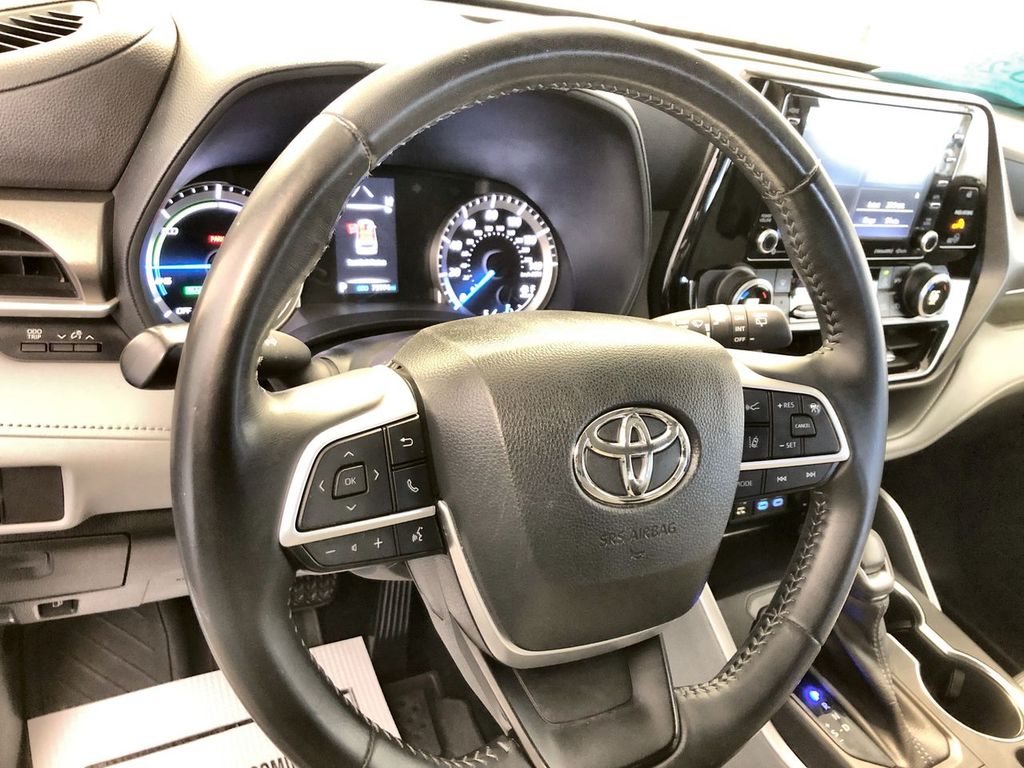 2022 Toyota Highlander Hybrid