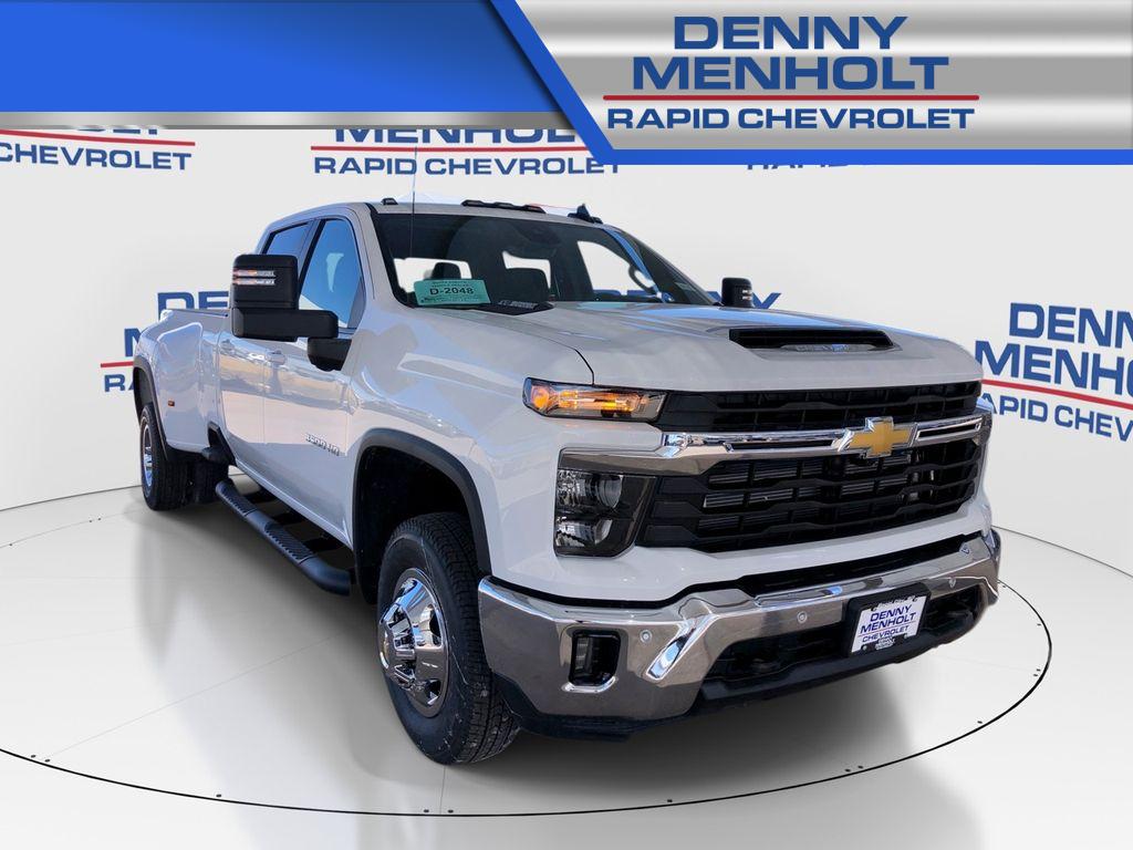 New 2026 Chevrolet Silverado 3500 LT Trucks