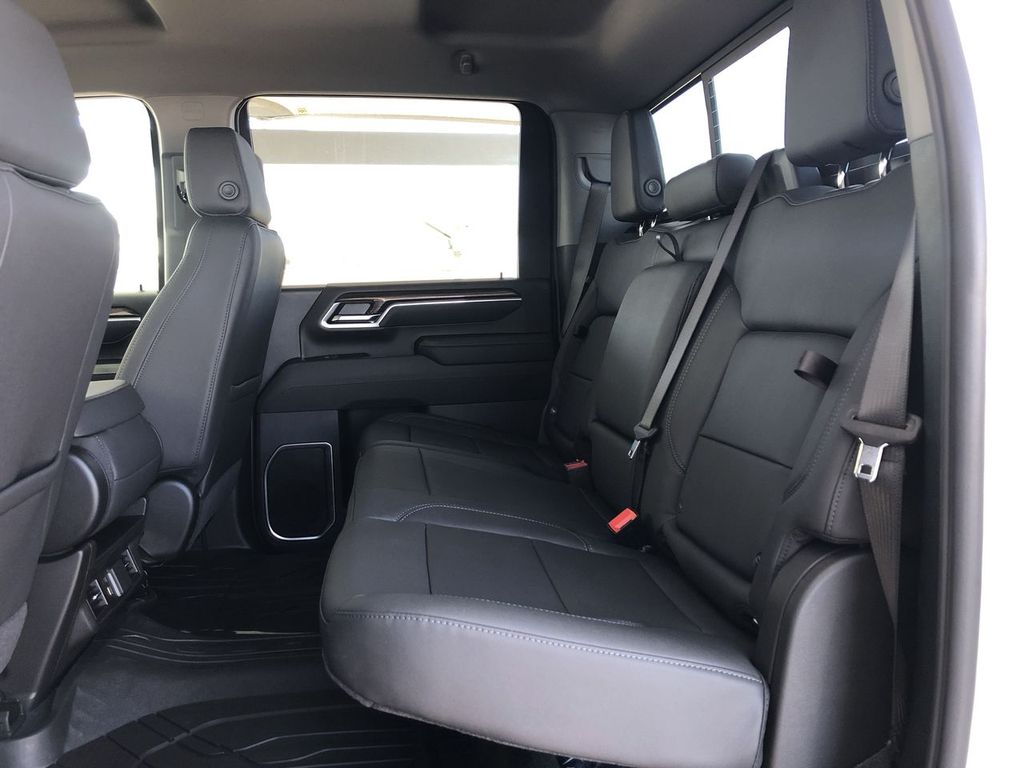 2026 Chevrolet Silverado 3500