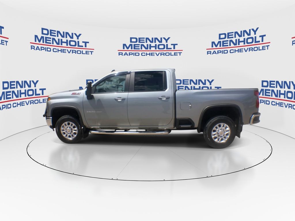 2024 Chevrolet Silverado 3500