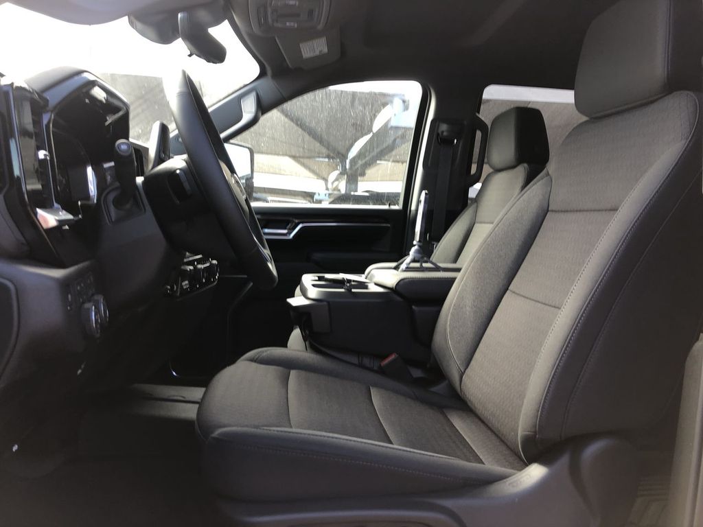 2026 Chevrolet Silverado 3500