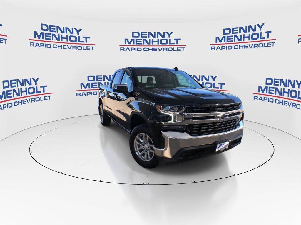 Used 2022 Chevrolet Silverado 1500 LT Trucks