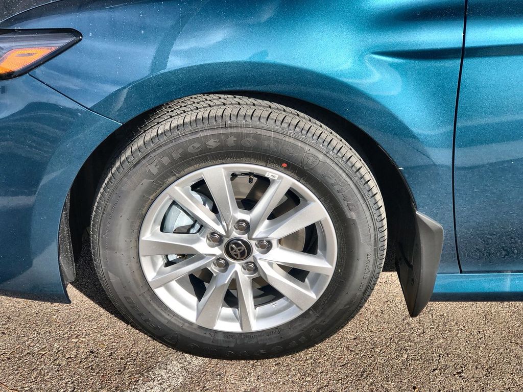 2026 Toyota Camry Hybrid