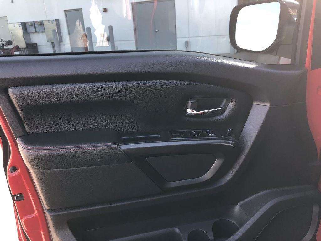 2021 Nissan Titan
