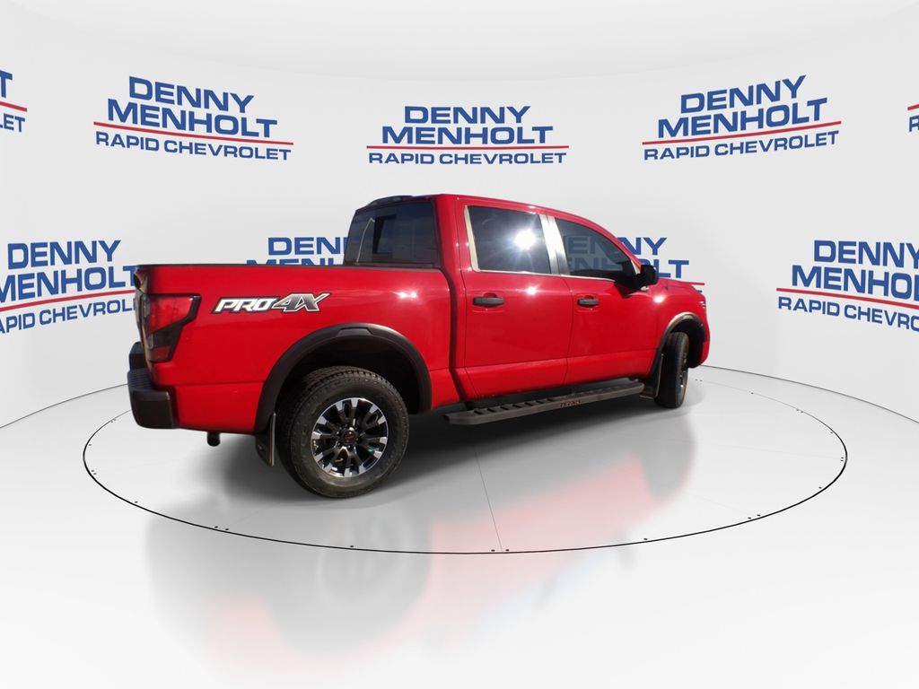 2021 Nissan Titan