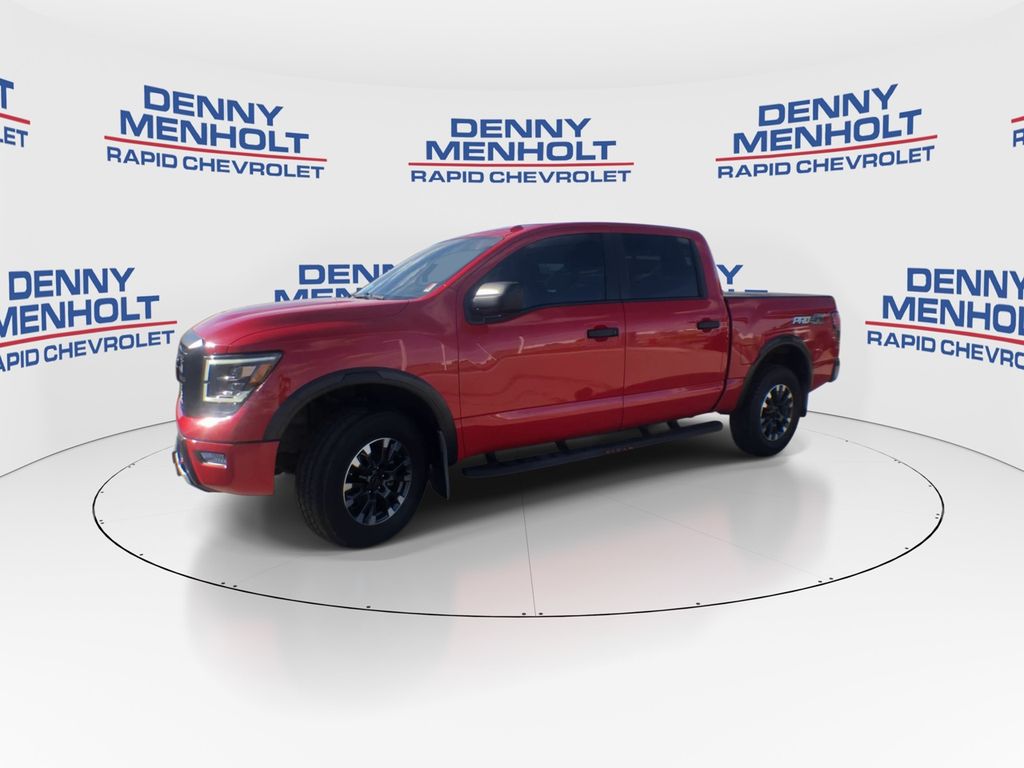 2021 Nissan Titan