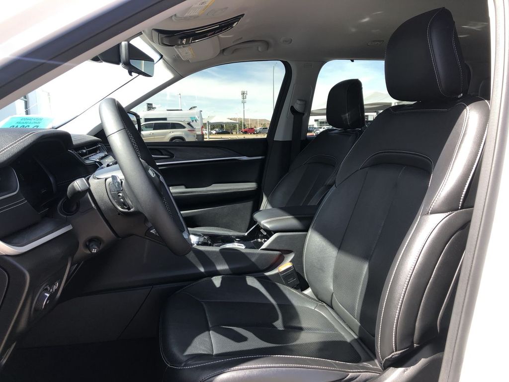 2023 Jeep Grand Cherokee L