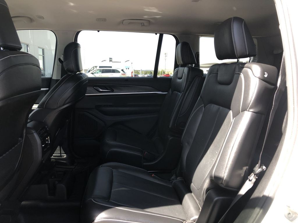 2023 Jeep Grand Cherokee L