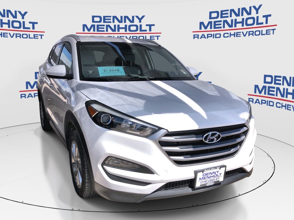 Used 2017 Hyundai Tucson SE SUVs