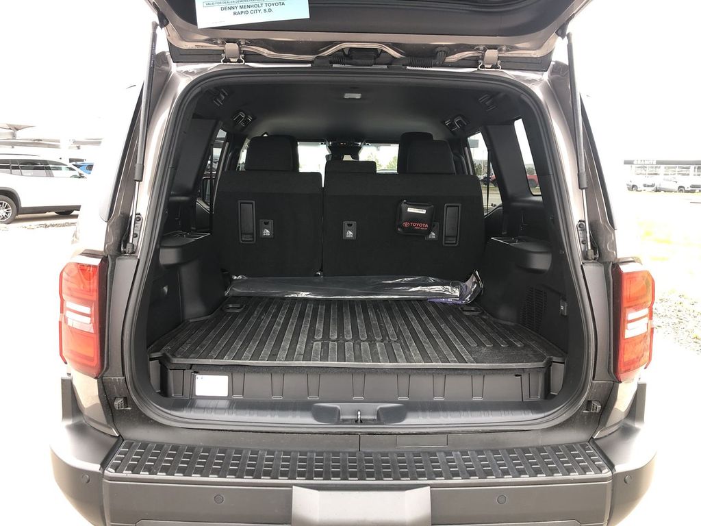2025 Toyota Land Cruiser