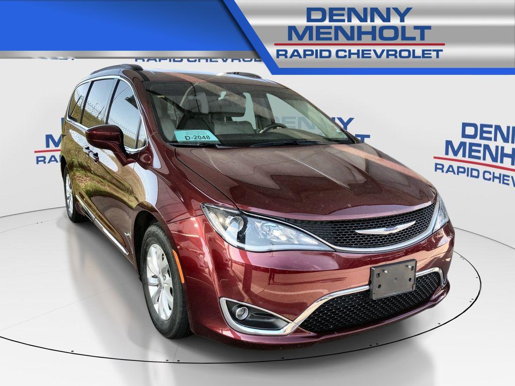 Used 2017 Chrysler Pacifica Touring-L Vans