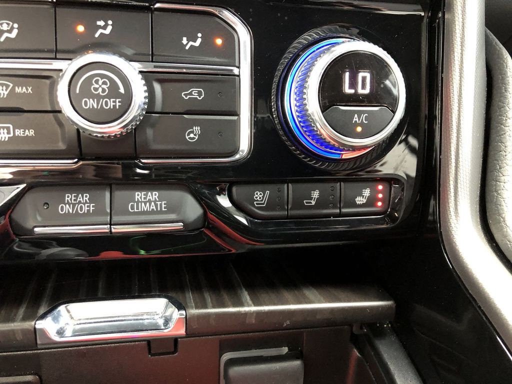 2024 GMC Yukon