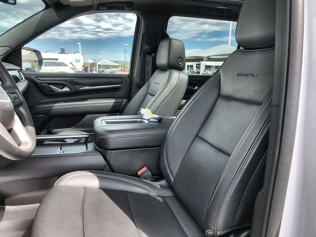 2024 GMC Yukon XL